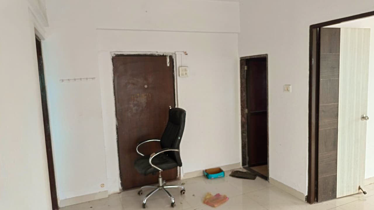 Property Photos 16