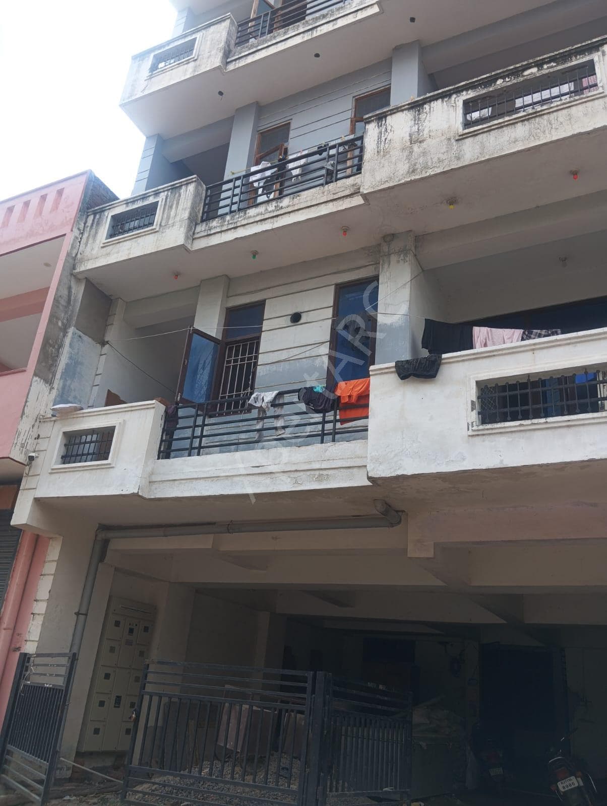 Property Photos 6