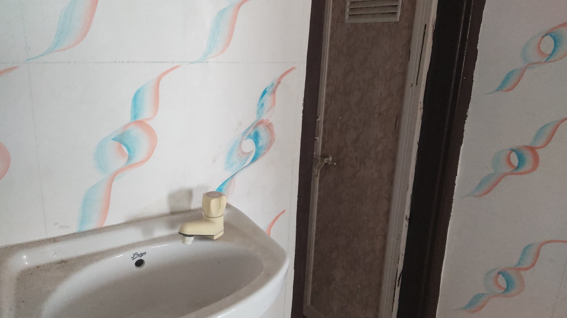 Property Photos 8