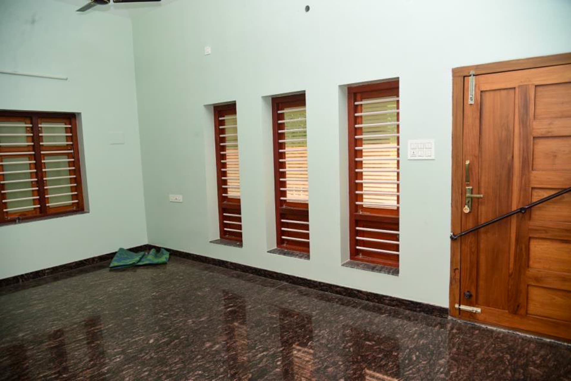 Property Photos 5