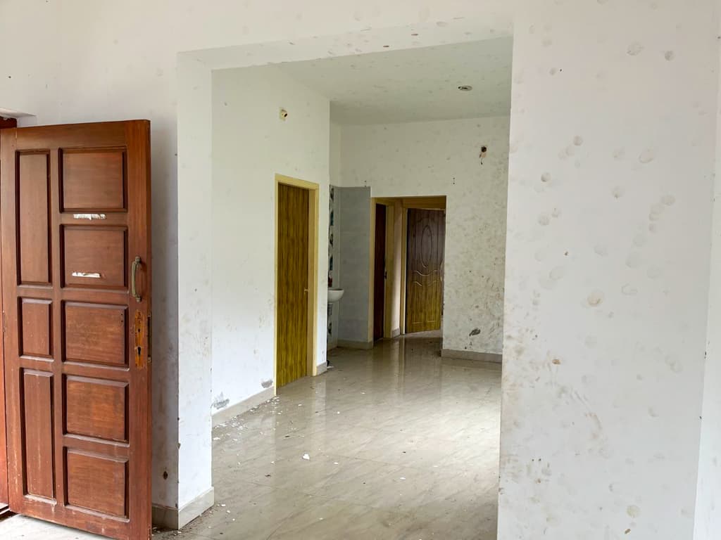Property Photos 11