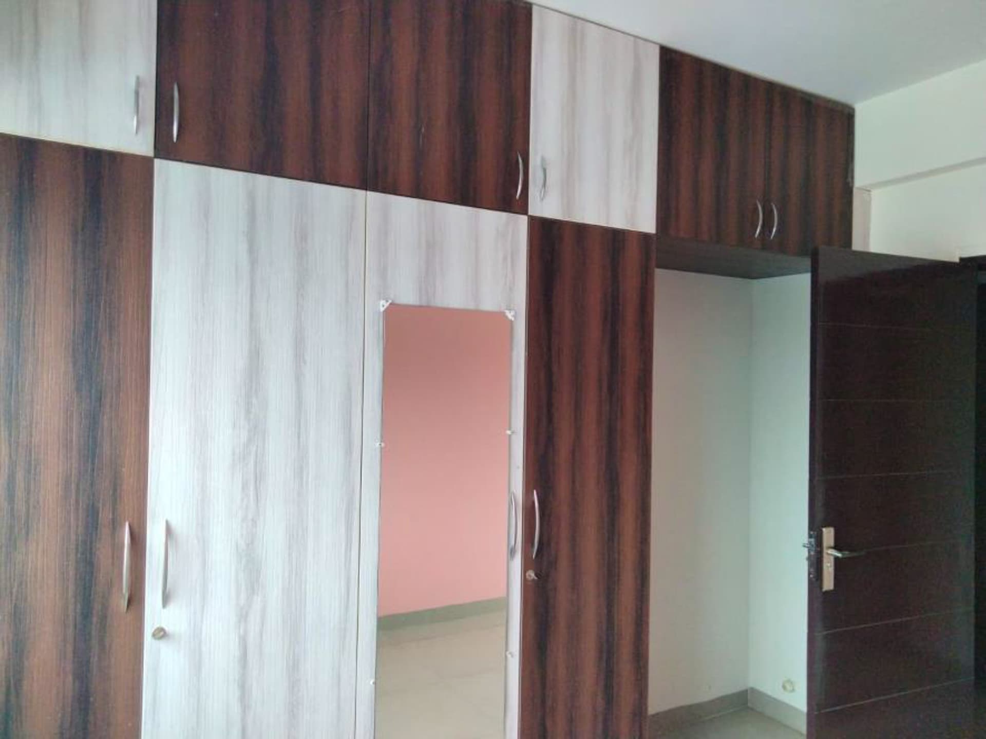 Property Photos 9