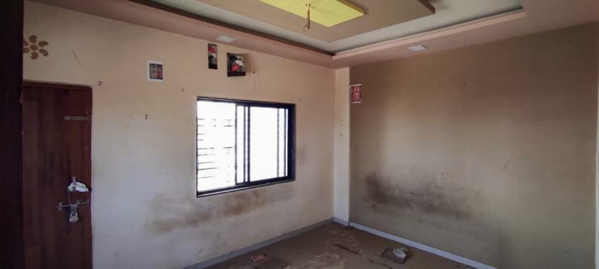 Property Photos 26
