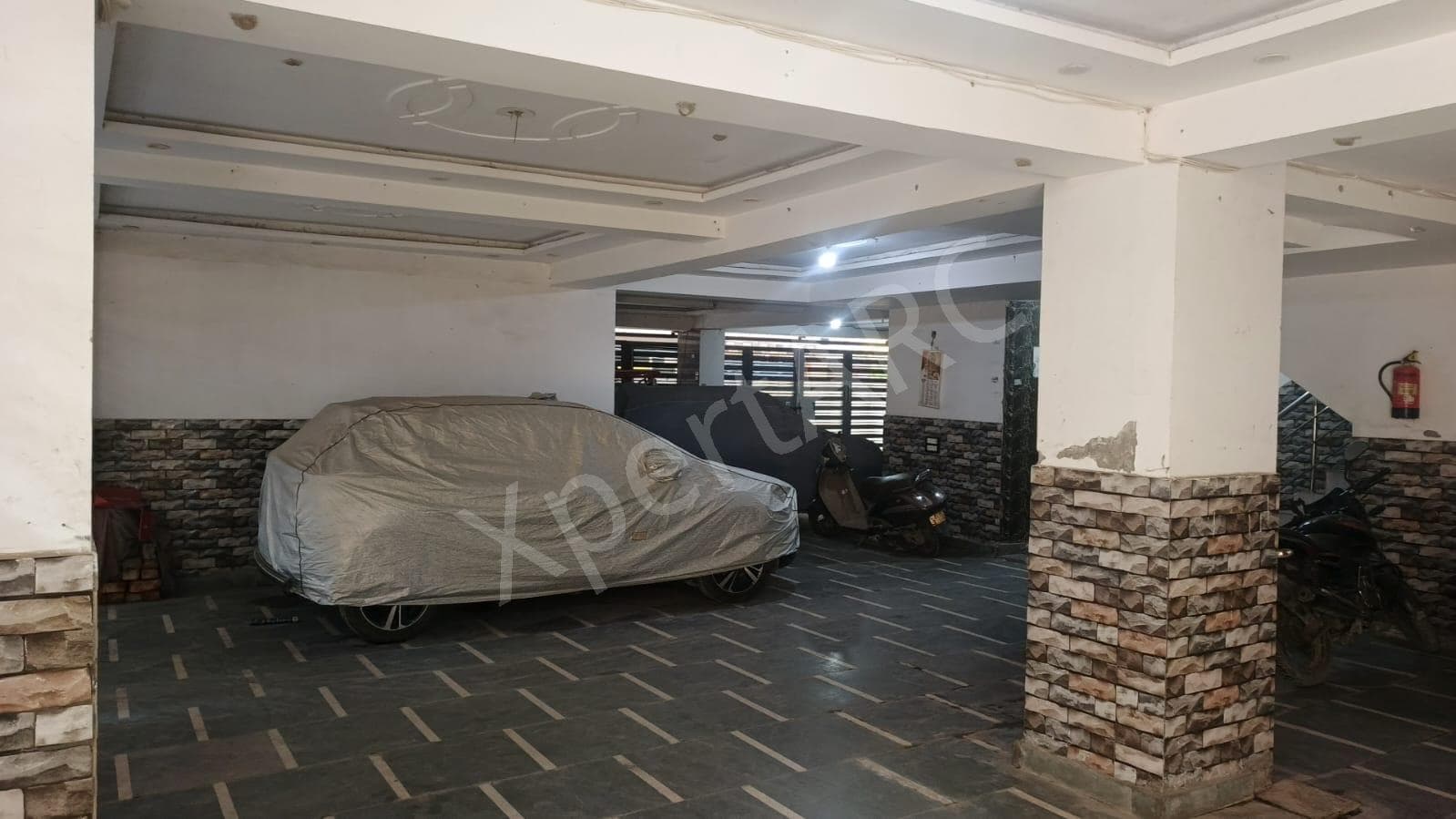 Property Photos 5