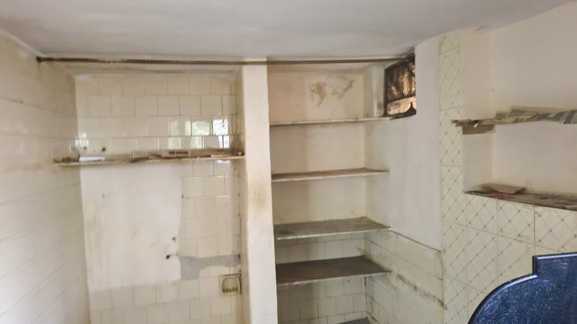 Property Photos 7