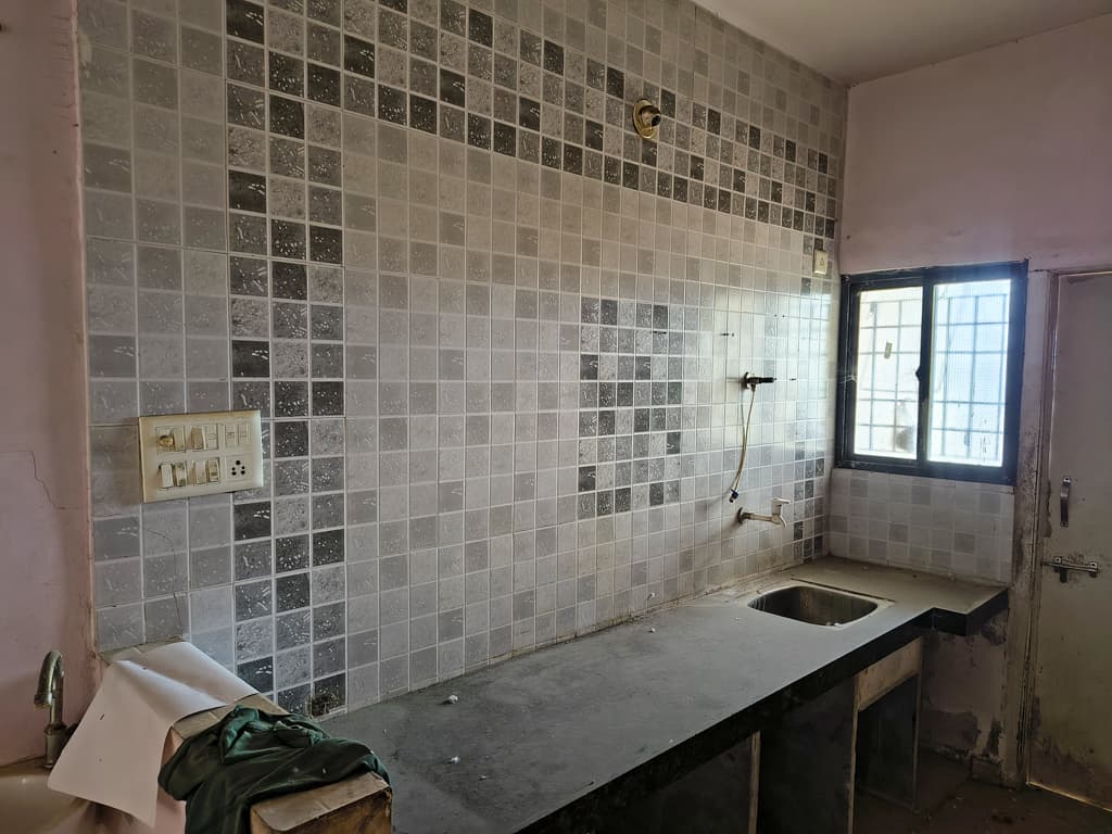 Property Photos 11