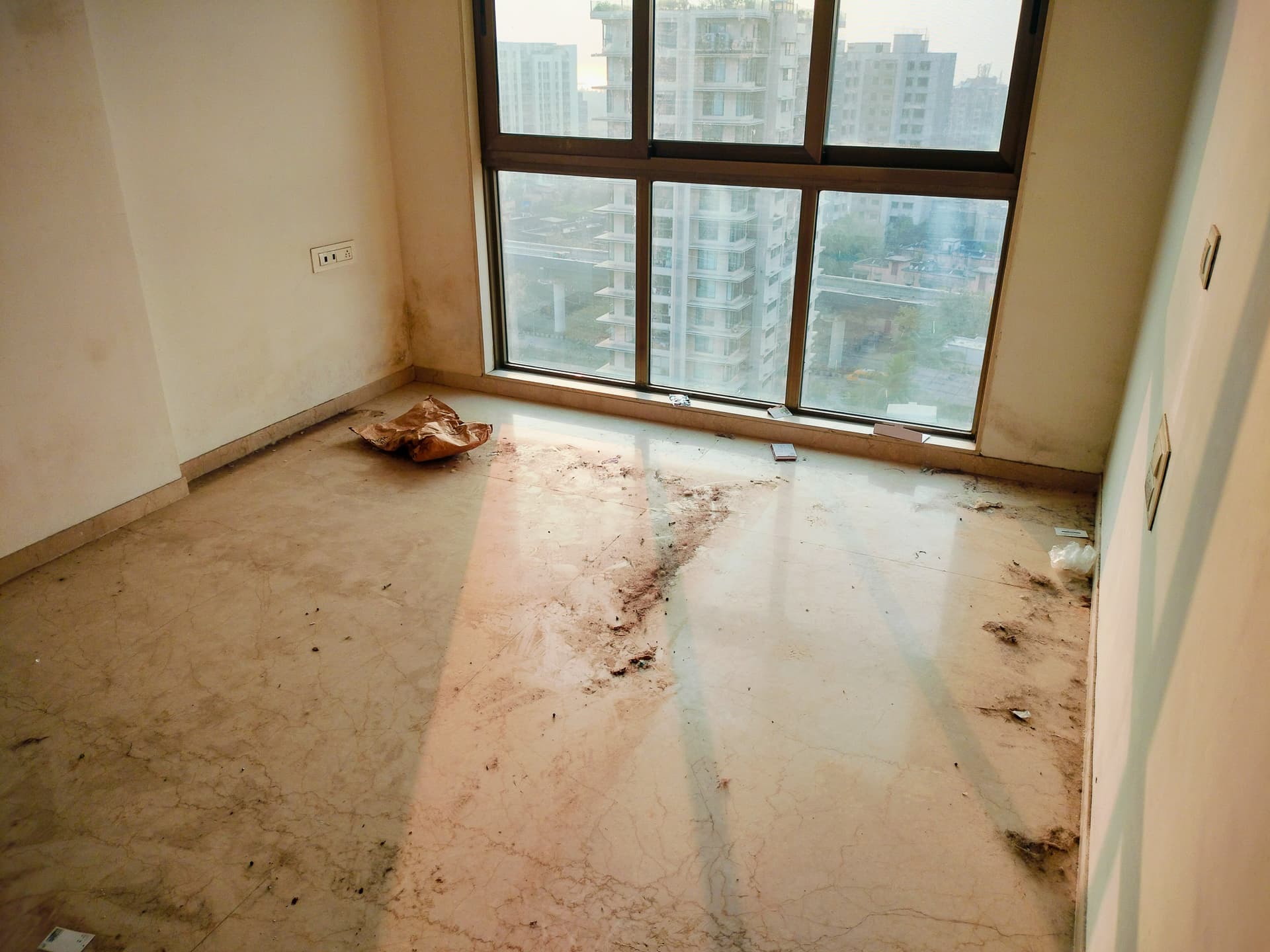 Property Photos 18