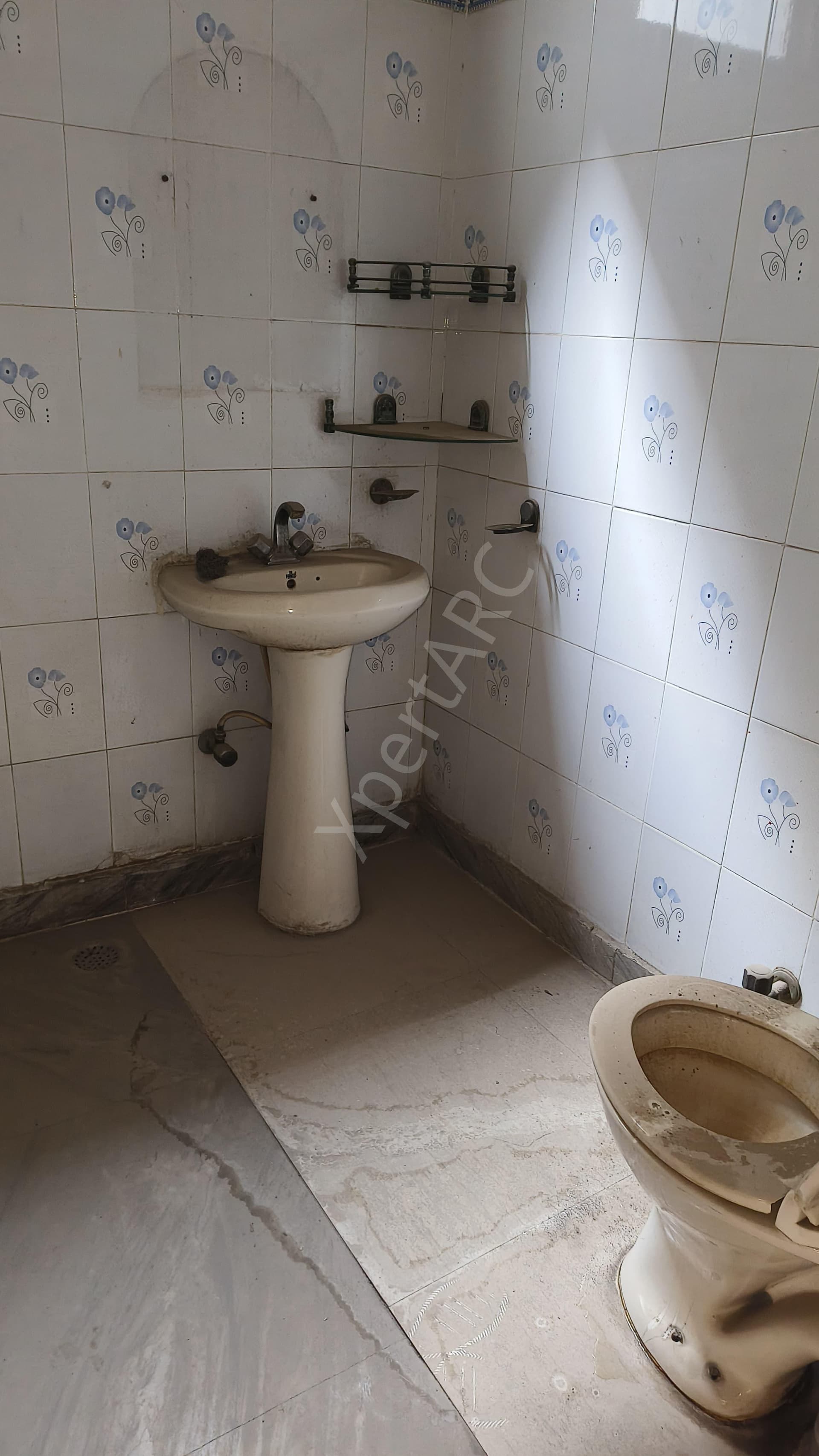 Property Photos 11