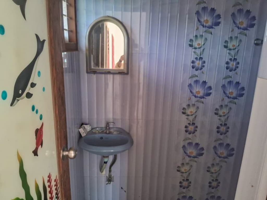 Property Photos 7