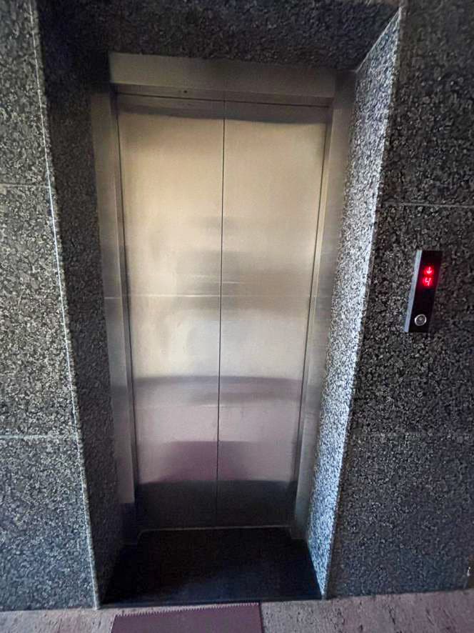 Property Photos 6