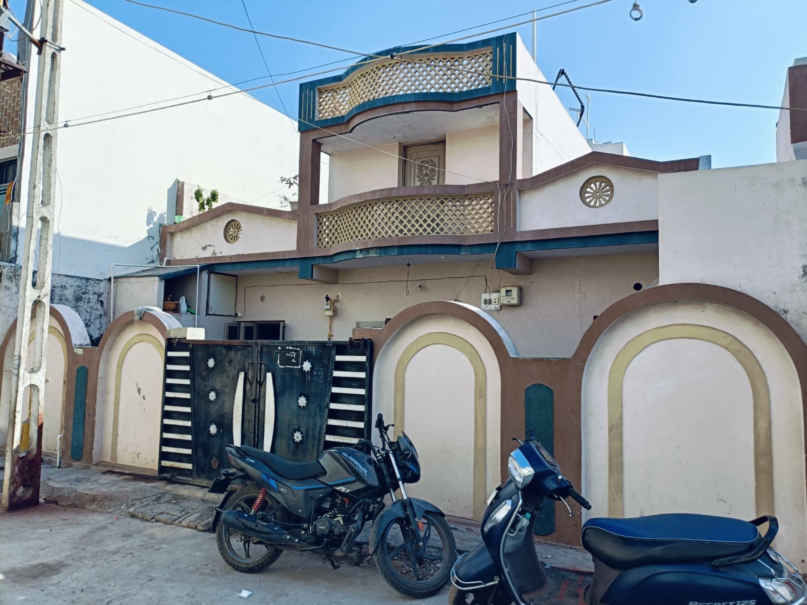 Property Photos 1