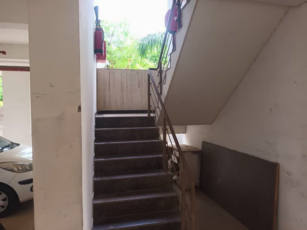 Property Photos 9
