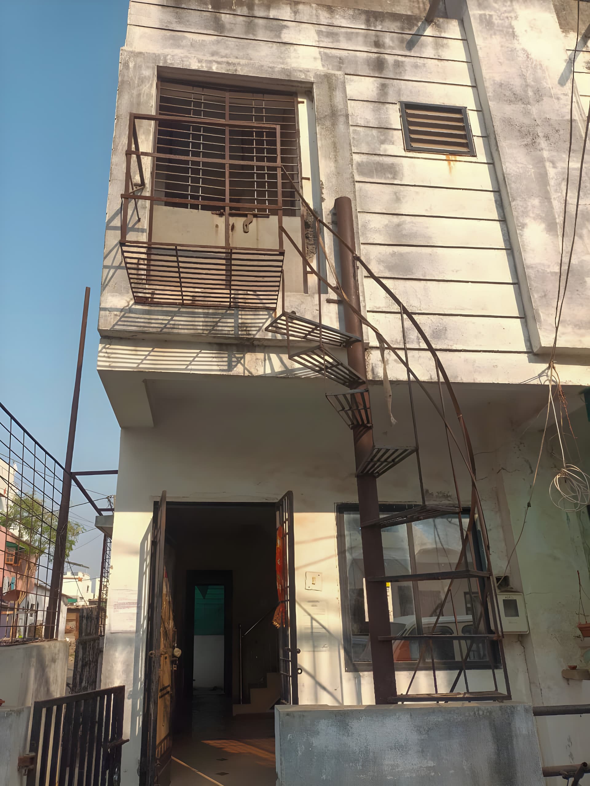 Property Photos 18