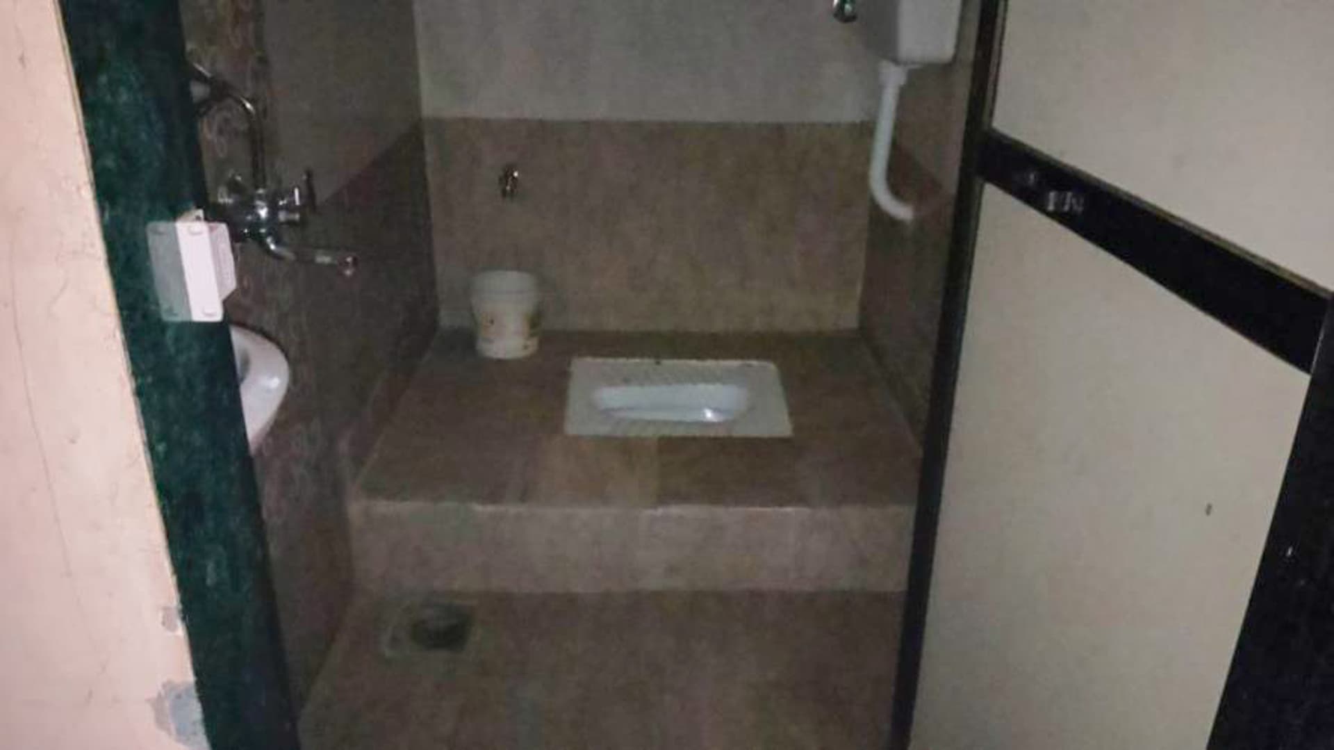 Property Photos 8