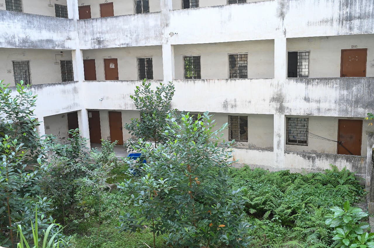 Property Photos 9