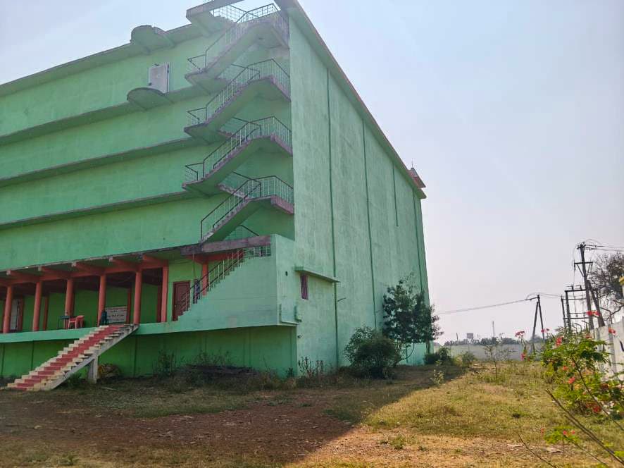 Property Photos 9