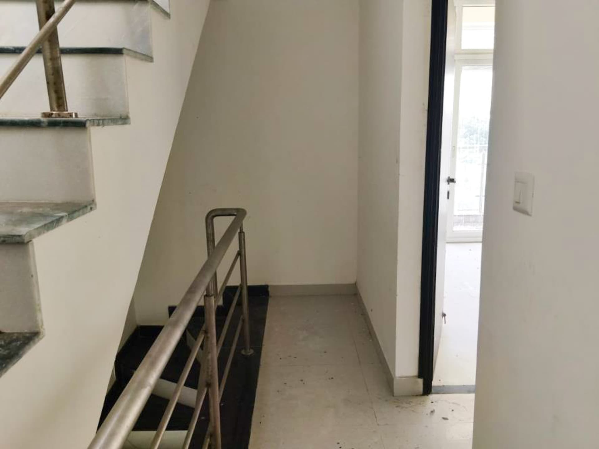 Property Photos 9
