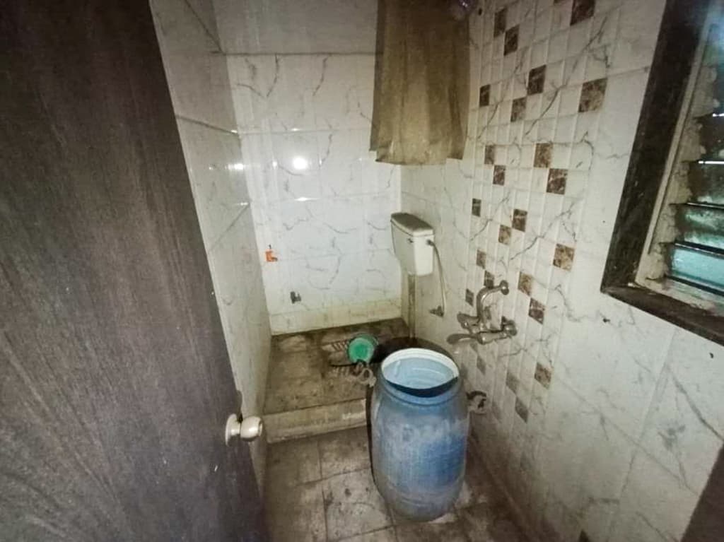 Property Photos 5
