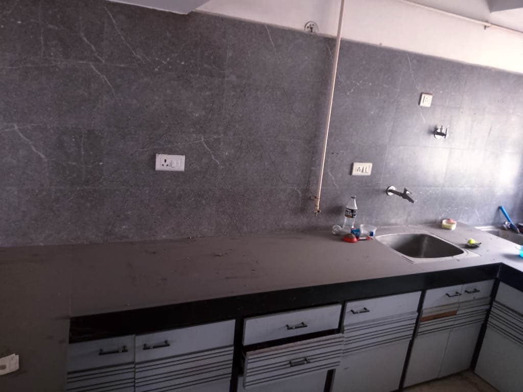 Property Photos 12