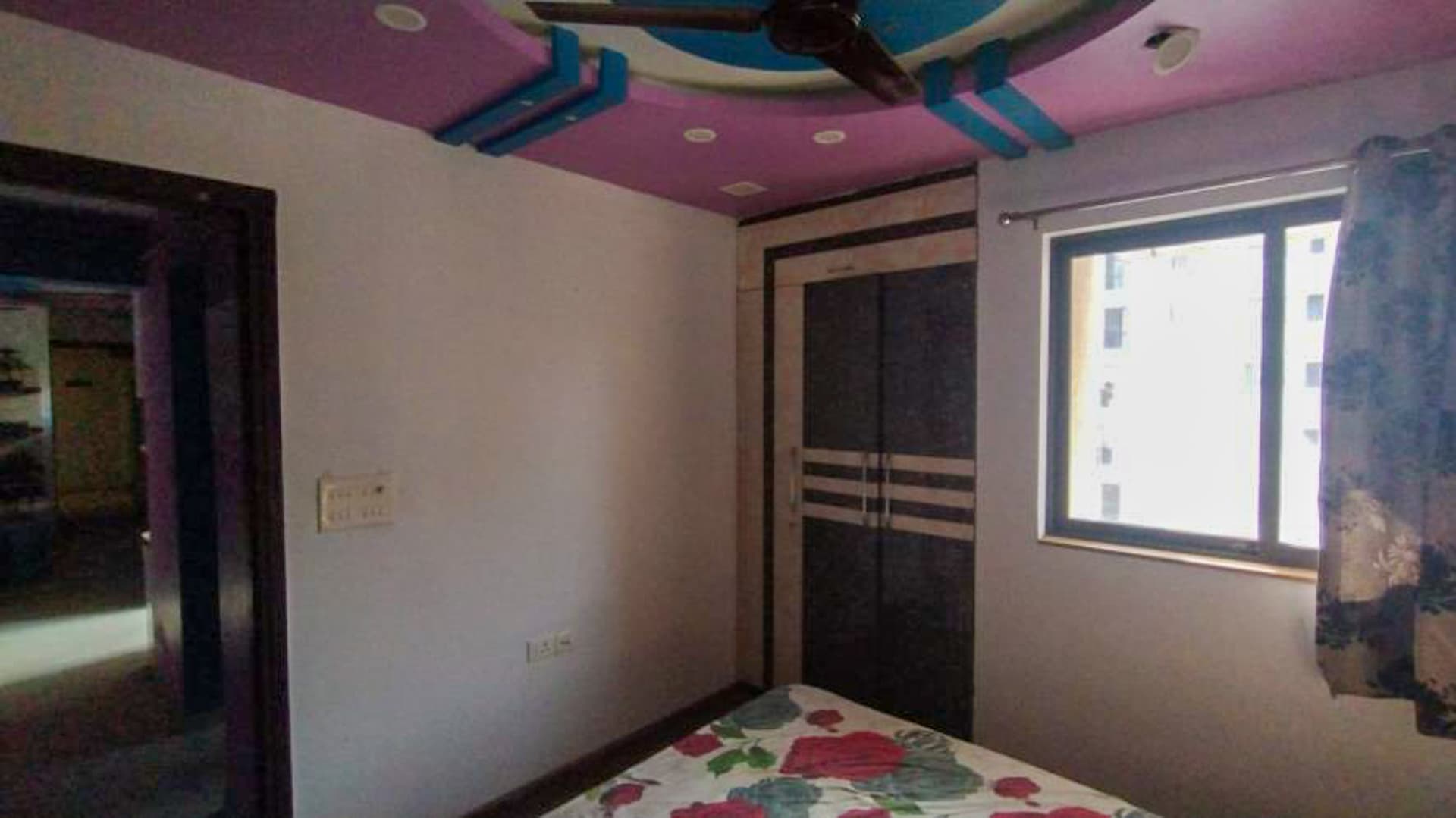 Property Photos 11