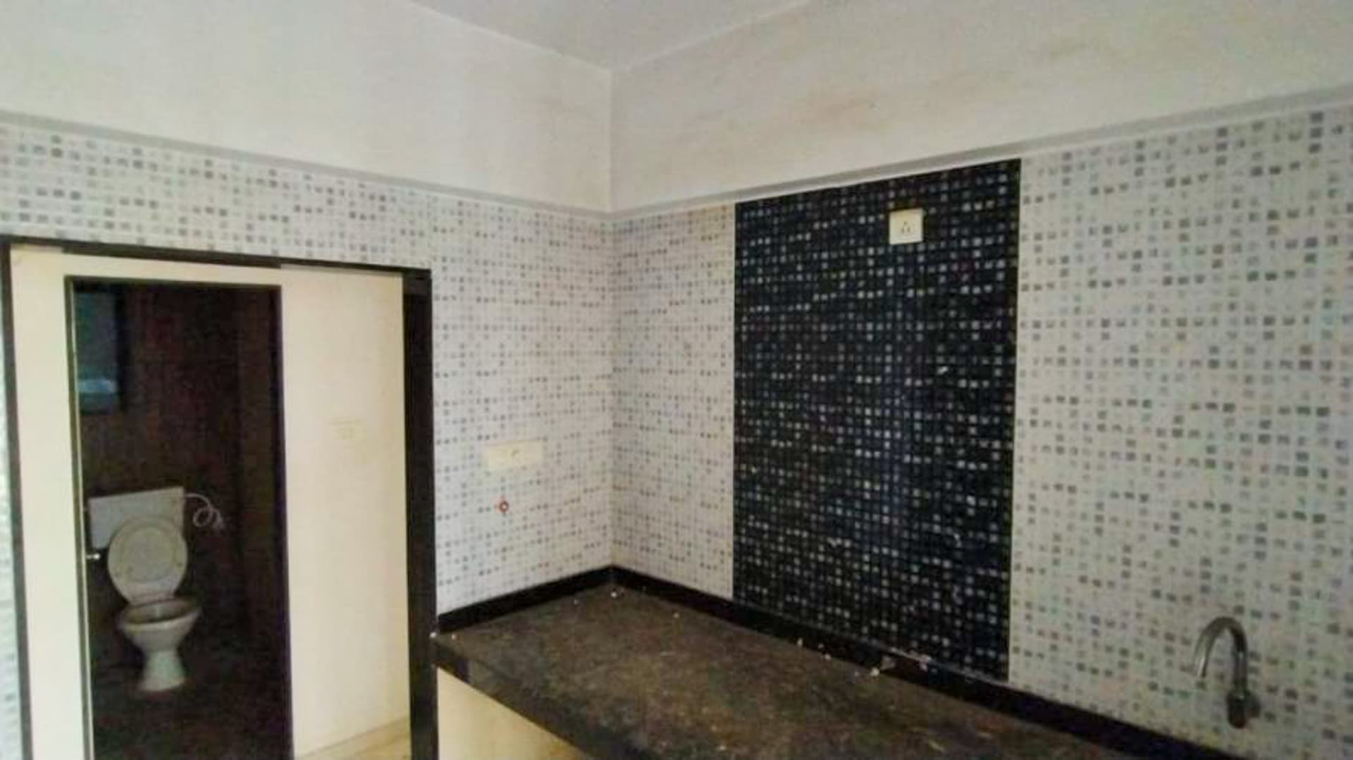 Property Photos 40