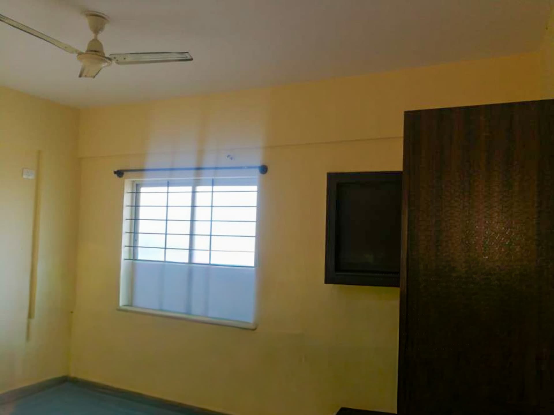 Property Photos 12