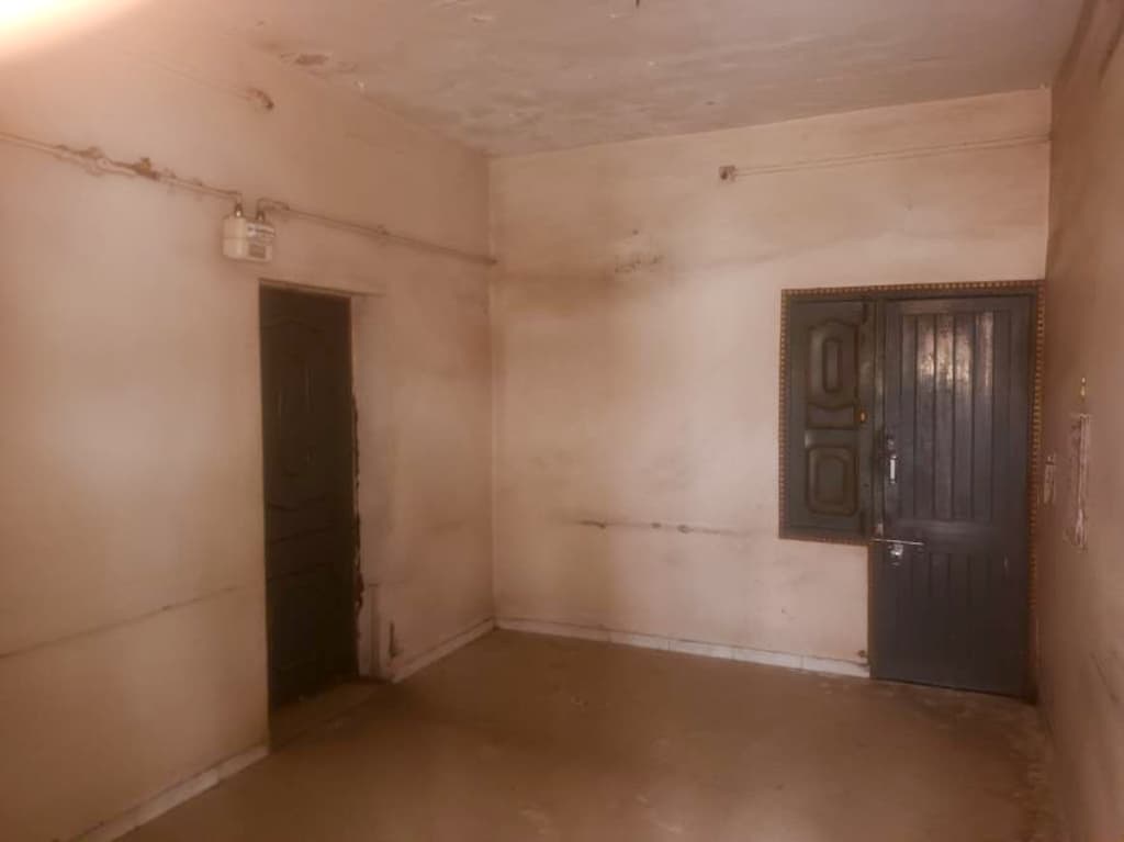 Property Photos 30