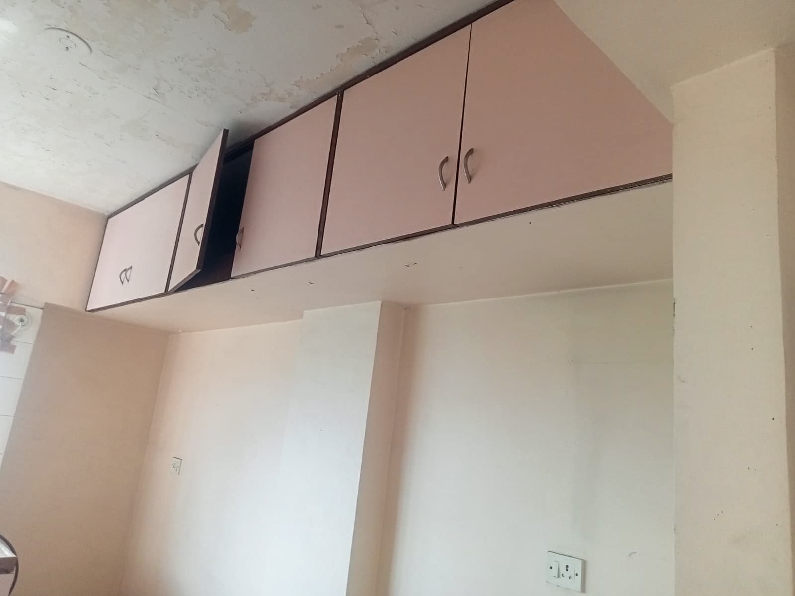Property Photos 6