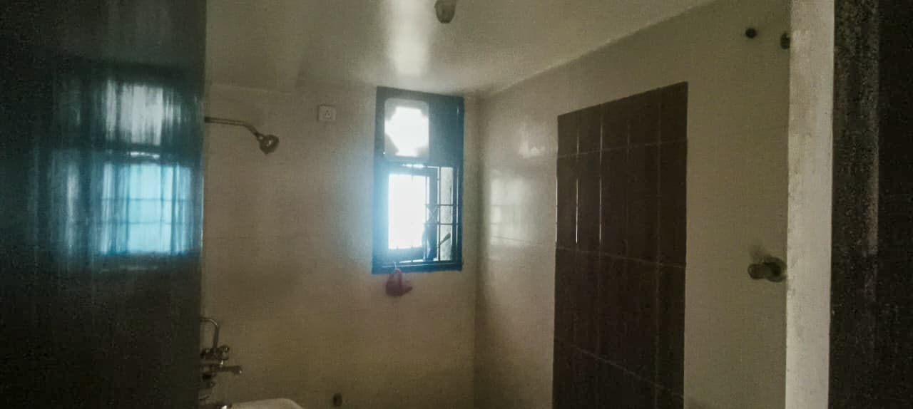 Property Photos 7