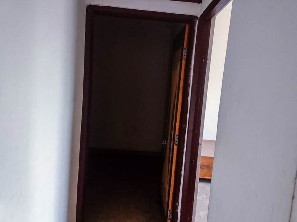 Property Photos 8