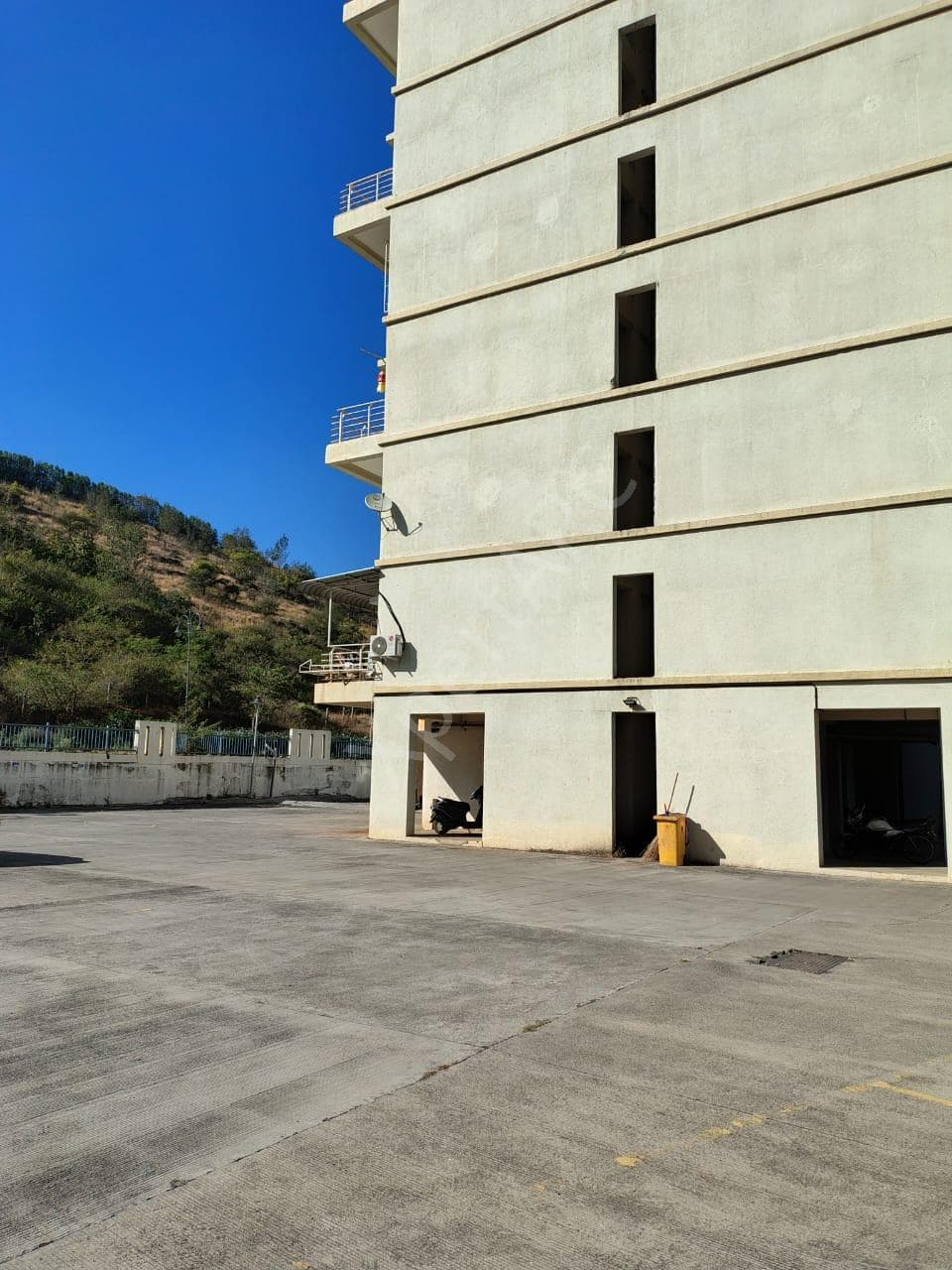 Property Photos 8