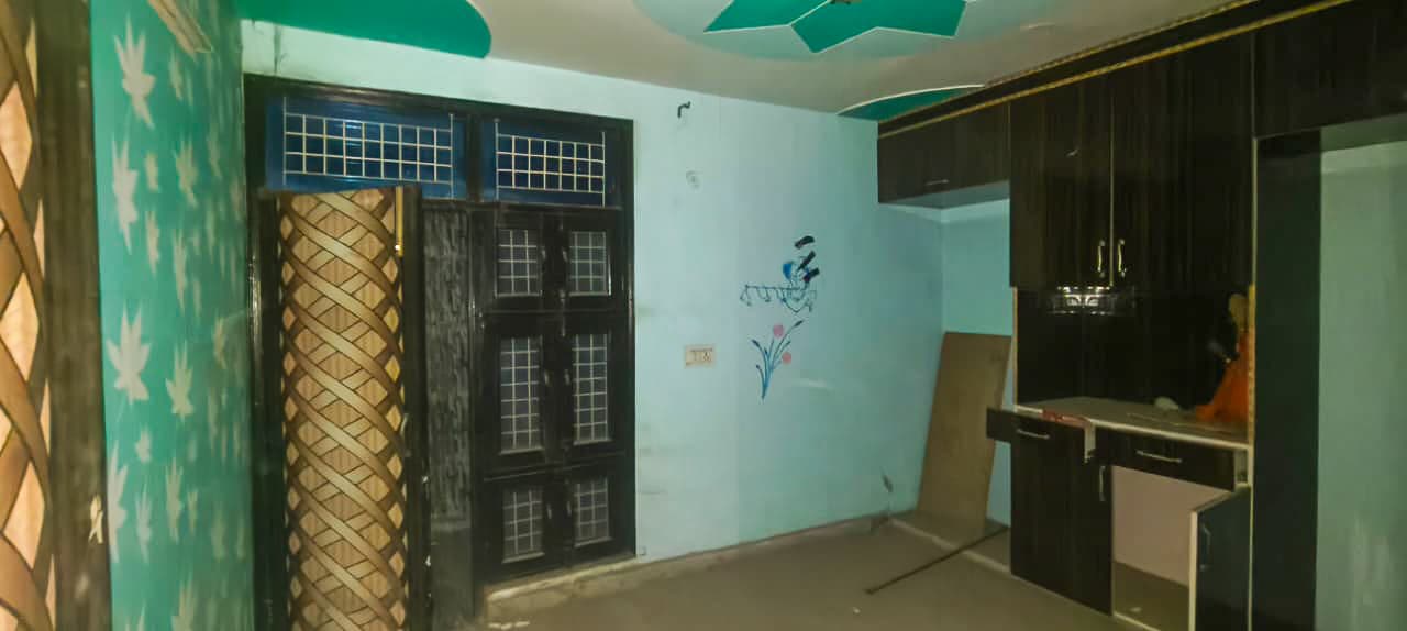 Property Photos 12
