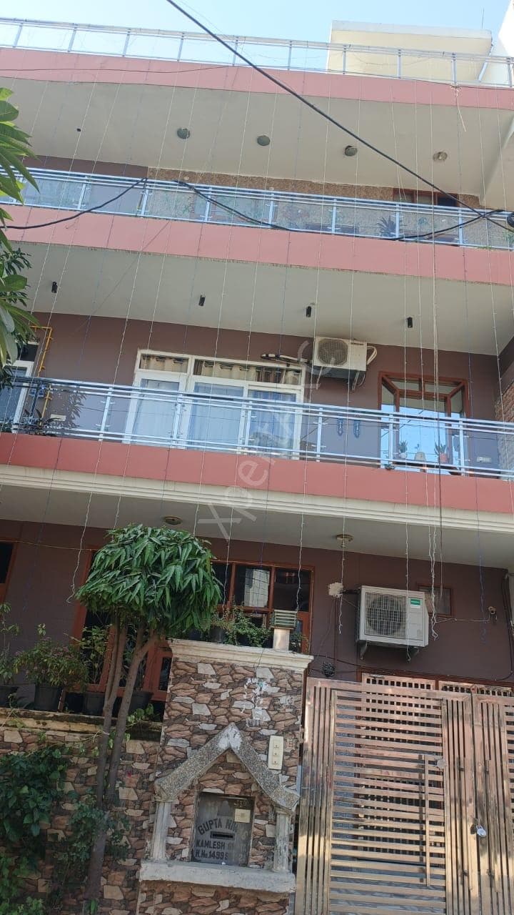 Property Photos 6