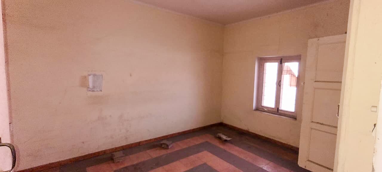 Property Photos 37