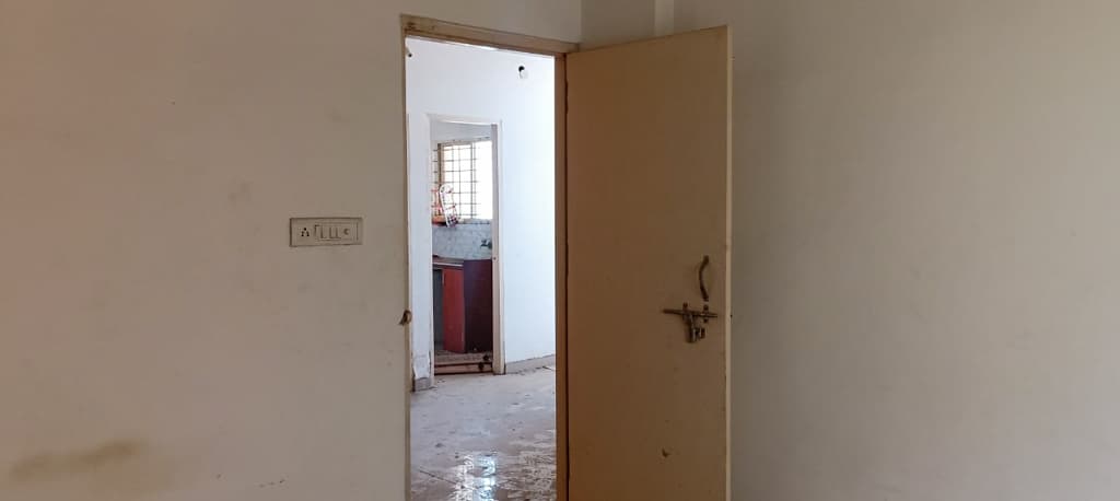 Property Photos 6