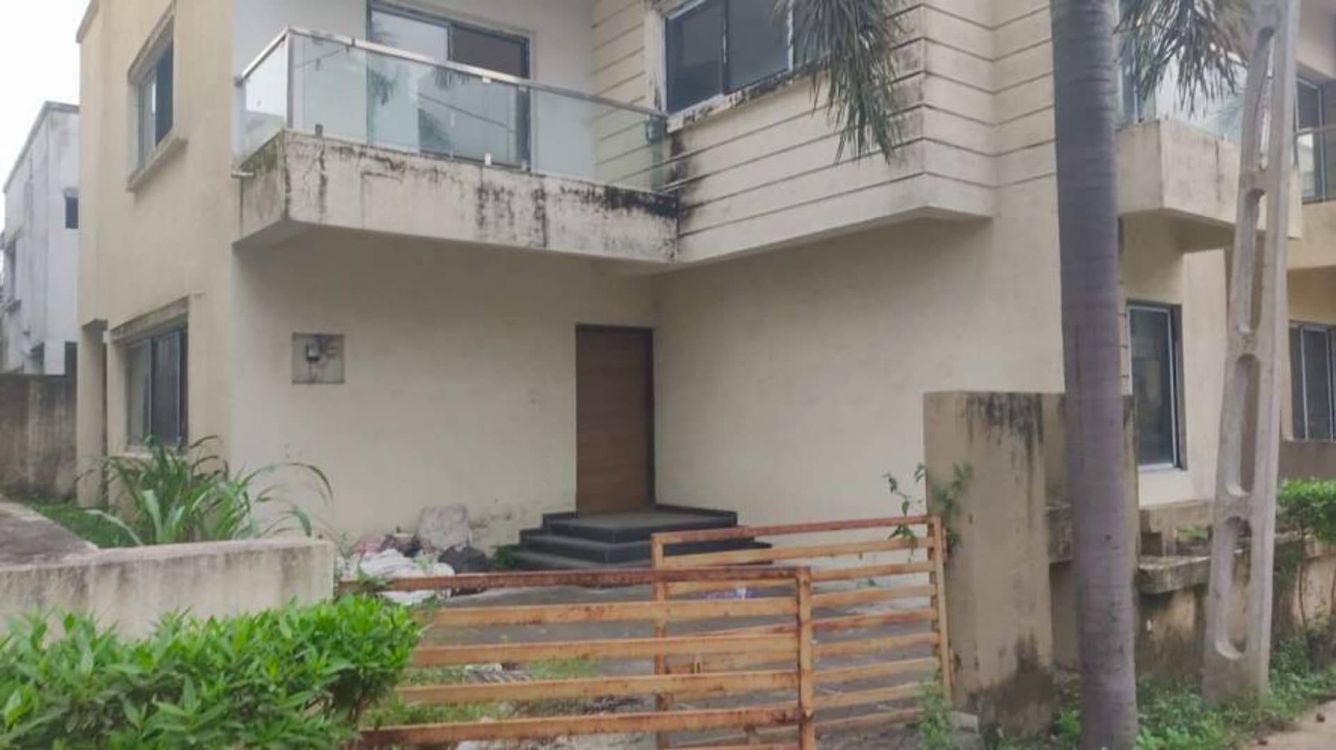 Property Photos 1