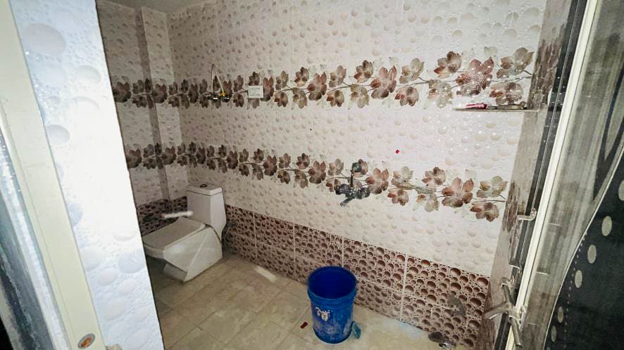 Property Photos 14