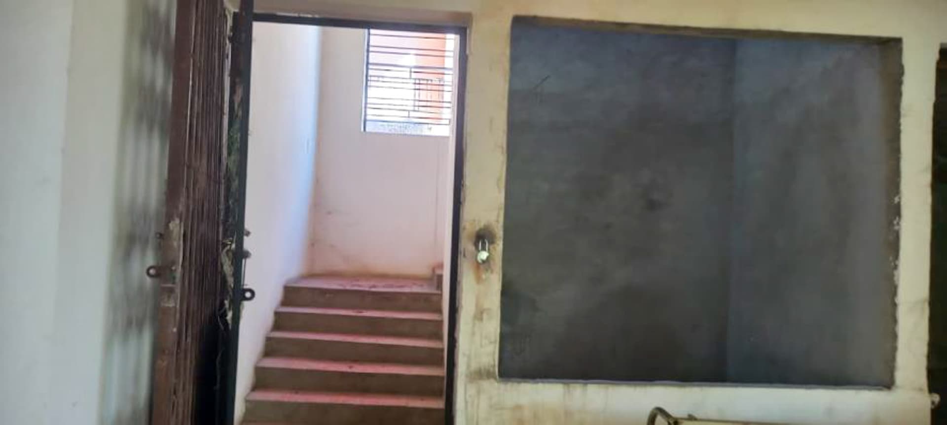 Property Photos 18