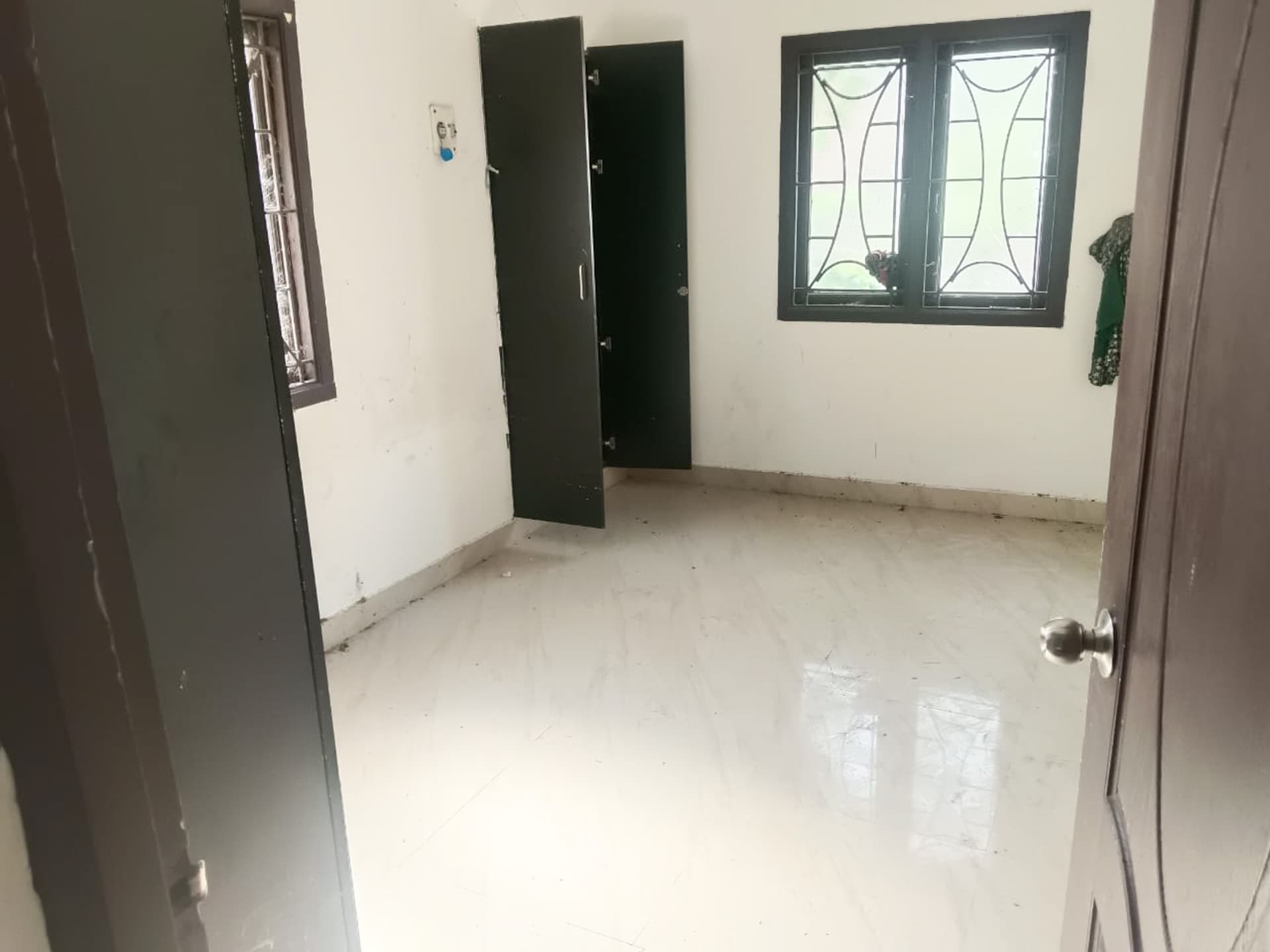 Property Photos 8