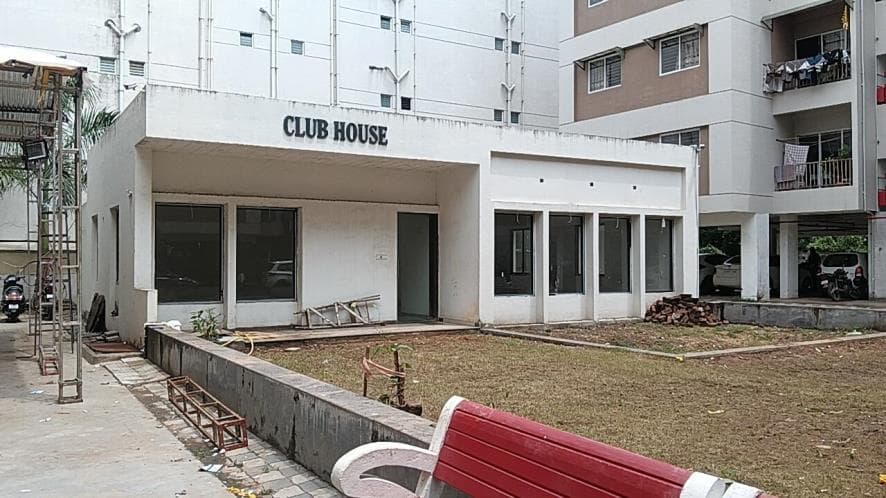 Property Photos 11