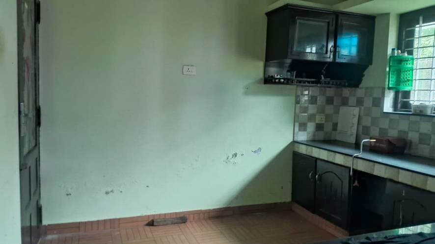 Property Photos 35