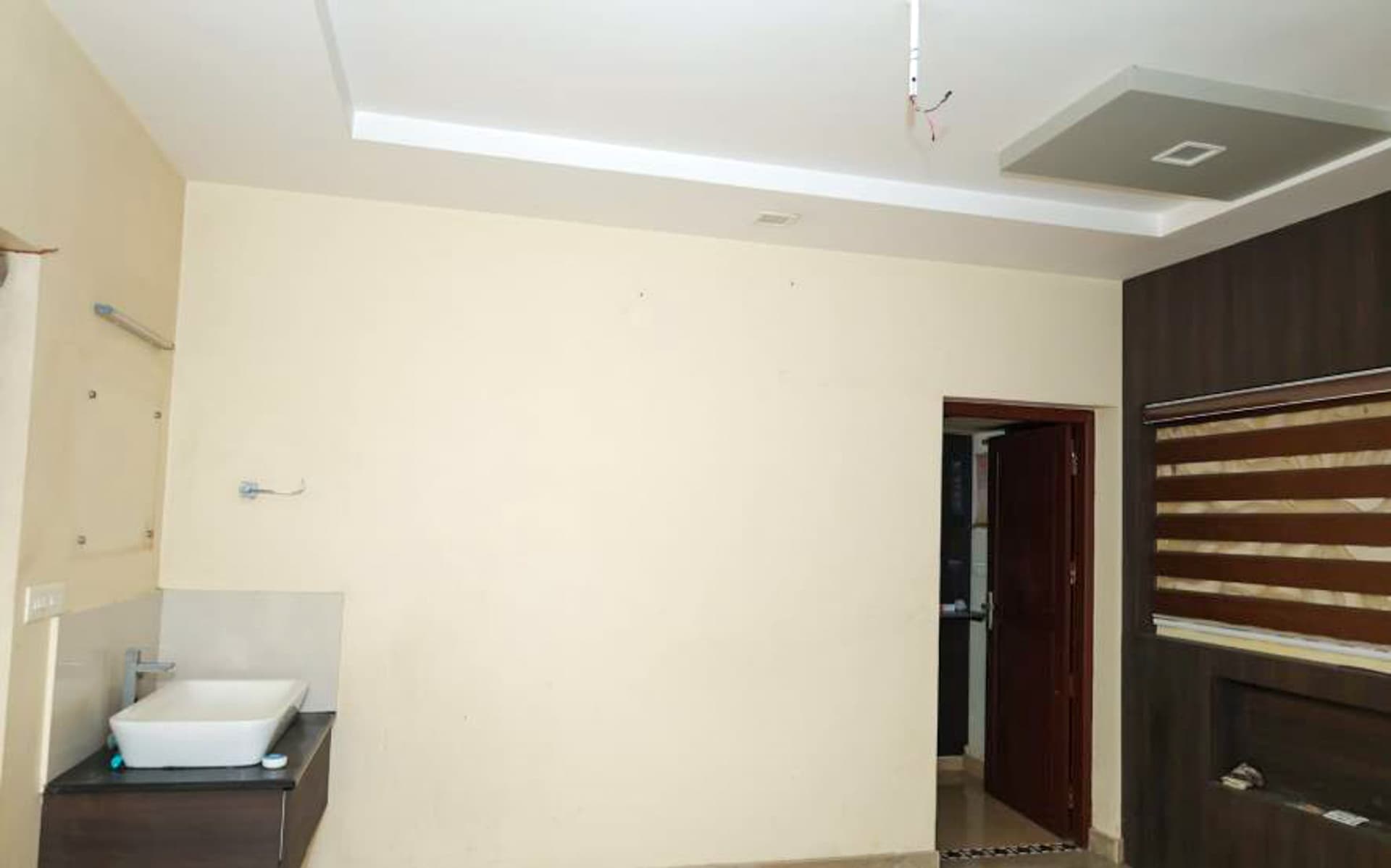 Property Photos 14