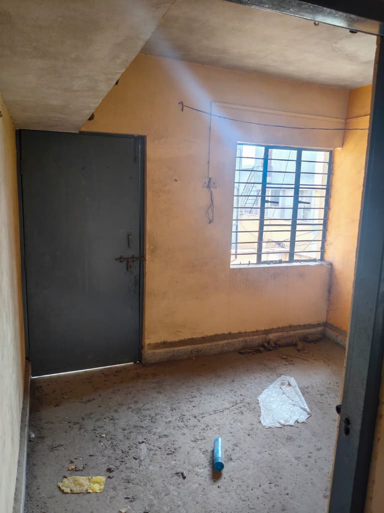 Property Photos 6