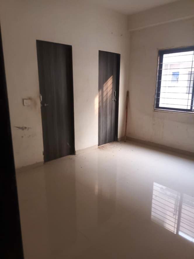 Property Photos 8
