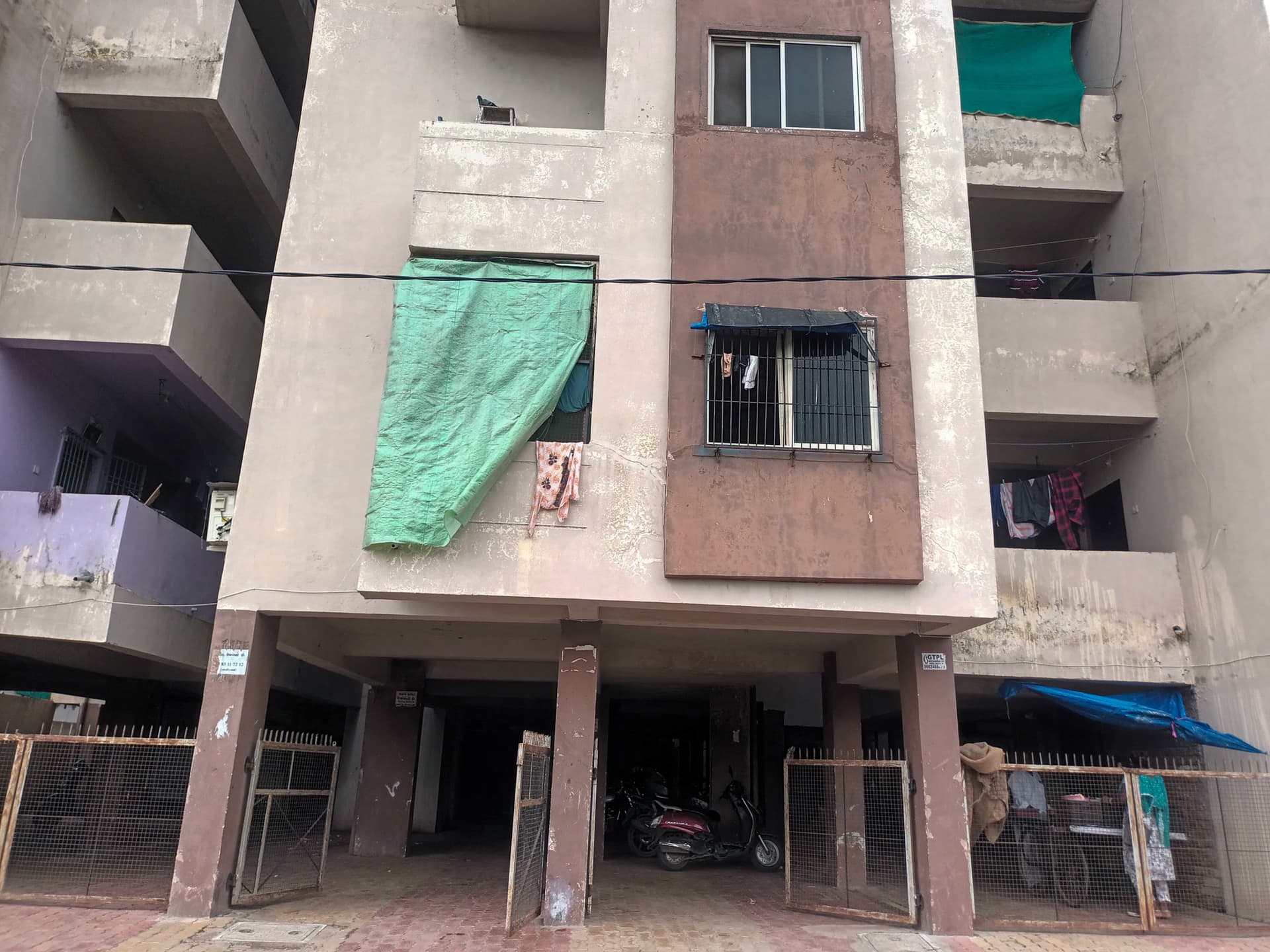 Property Photos 8