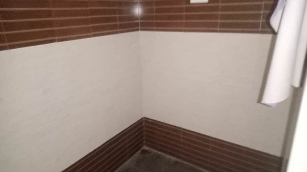 Property Photos 6