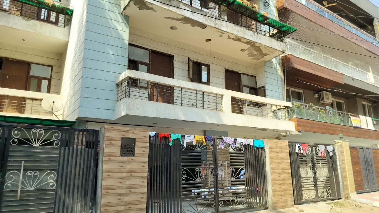 Property Photos 1