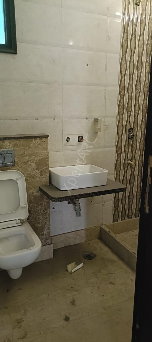 Property Photos 27