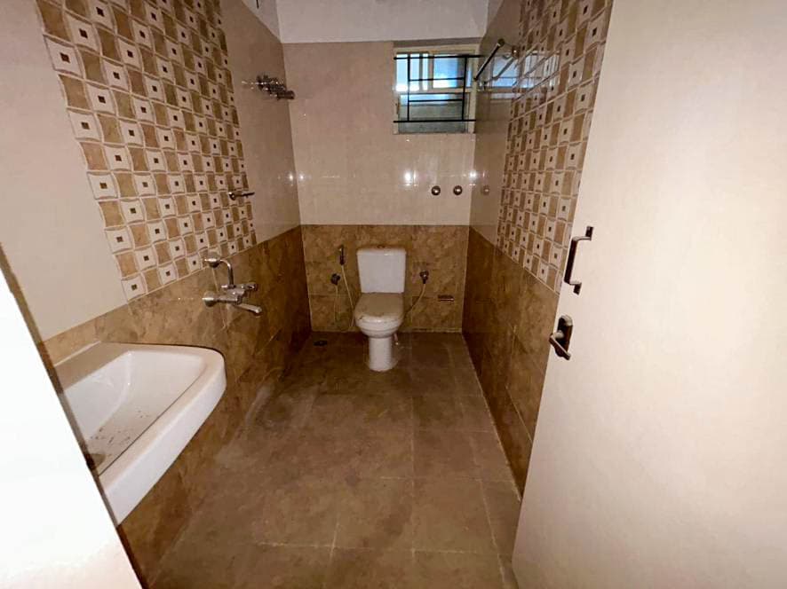 Property Photos 7