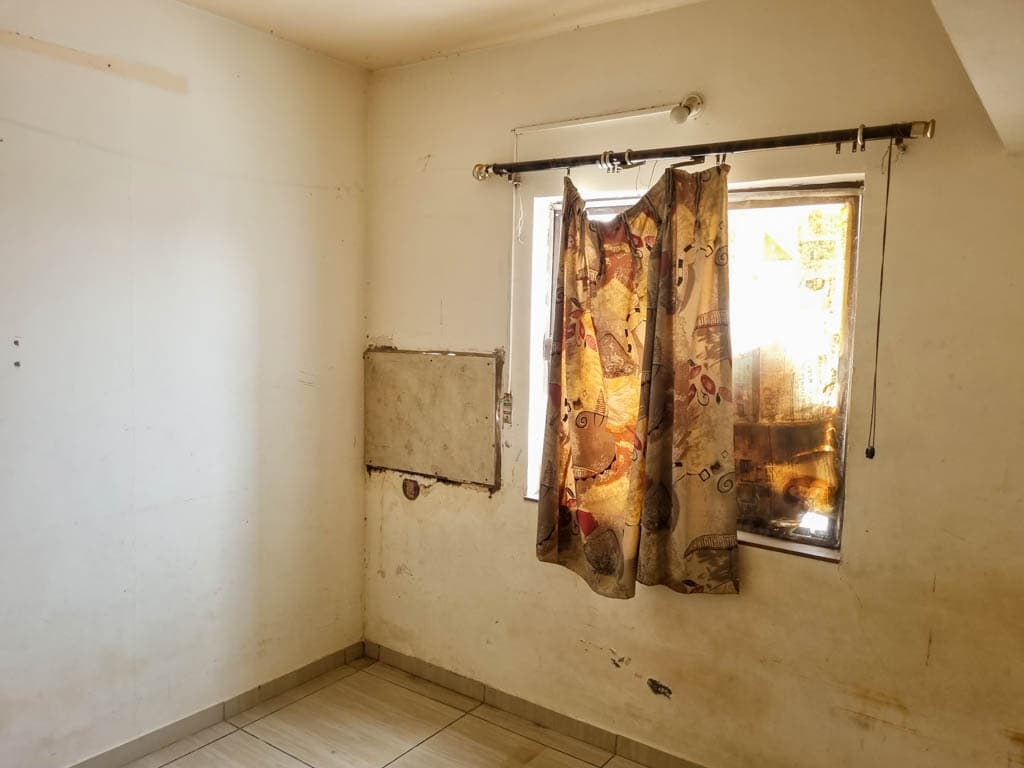 Property Photos 6